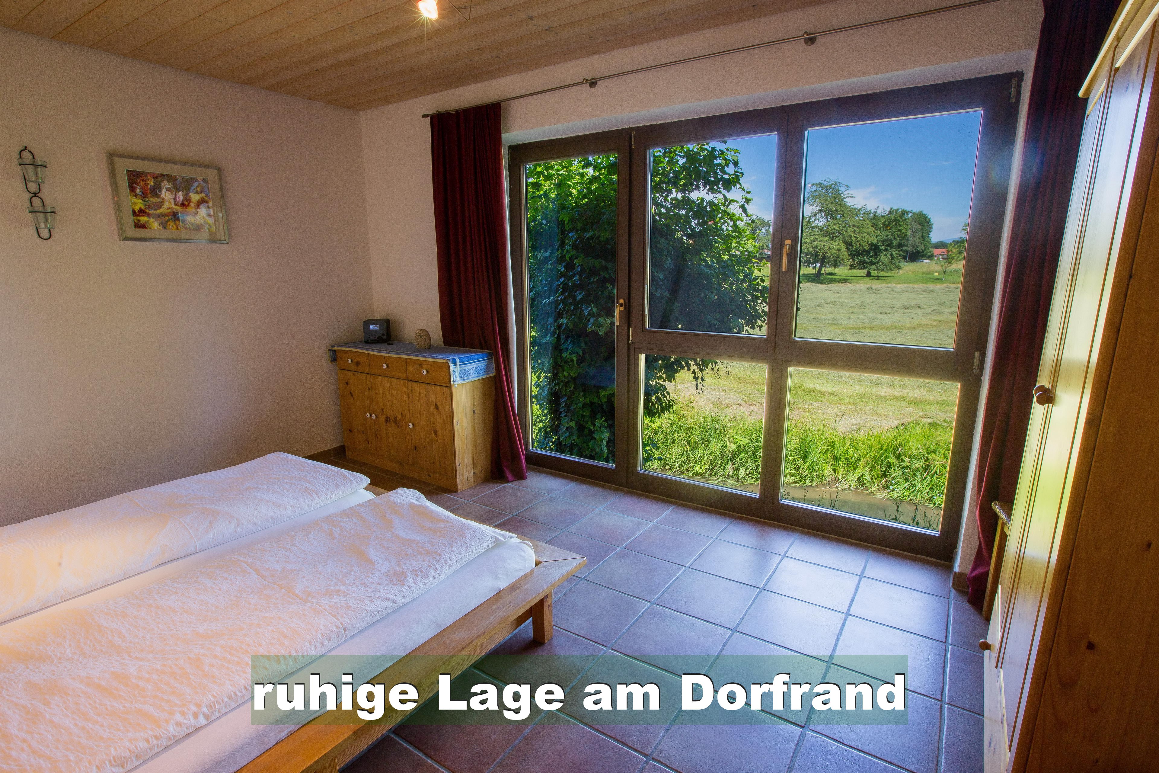 Schlafzimmer am Bach im Ferienhaus Im Birkenweg